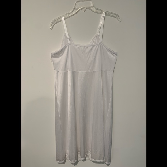 Ladies Shadow Line White Full Slip Lace Trim
Nightgown Negligee Size: 42 26” - Picture 2 of 13